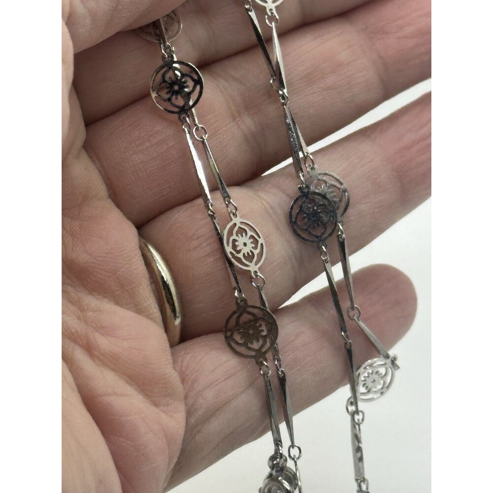 Vintage 1977 Avon Blooming Lotus Flower Openwork Silver Tone Necklace 27” - Picture 3 of 9